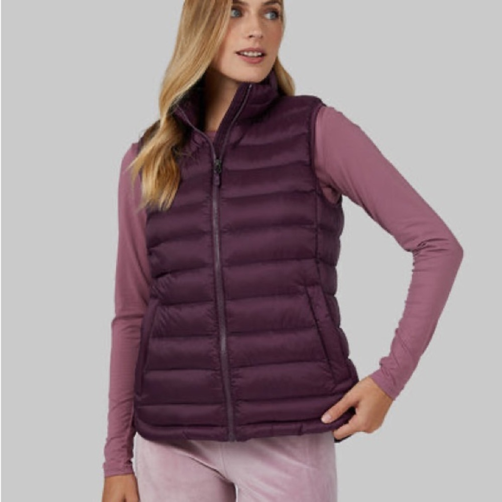 New
WOMEN'S LIGHTWEIGHT POLY-FILL PACKABLE VEST